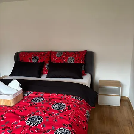 Sunny Garden Old Town *